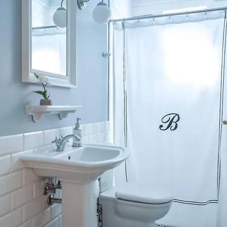 Chez Marie - Cozy One-bedroom With Balcony By Flat Mаnager Sofia